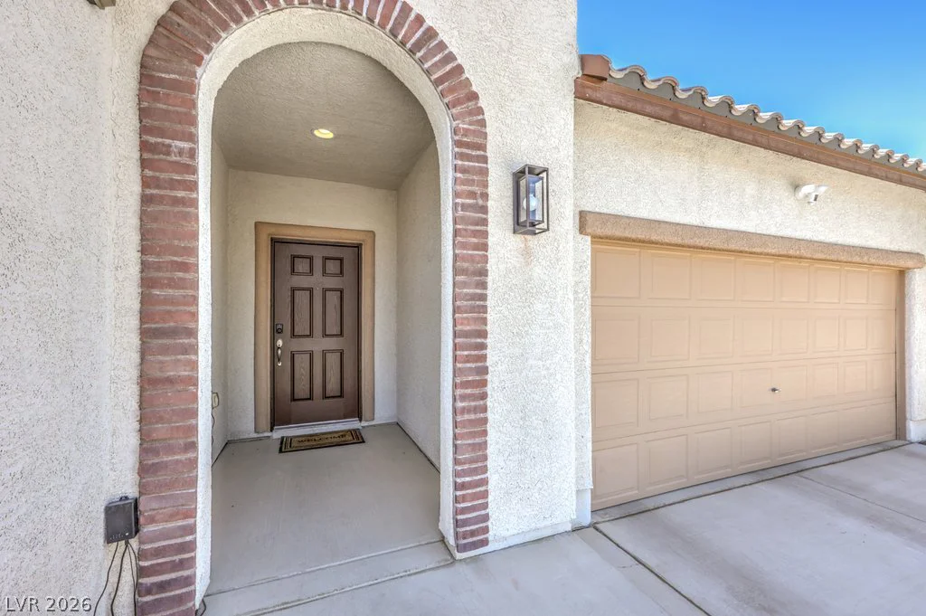 8229 San Mateo, North Las Vegas, NV 89085