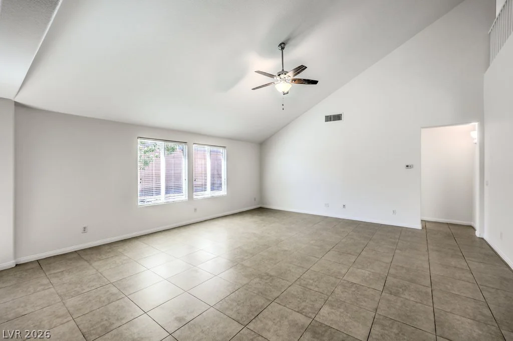 8229 San Mateo, North Las Vegas, NV 89085