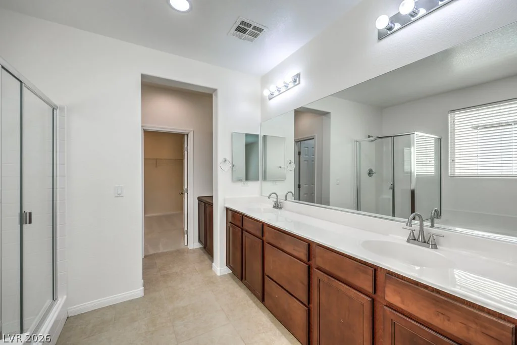 8229 San Mateo, North Las Vegas, NV 89085