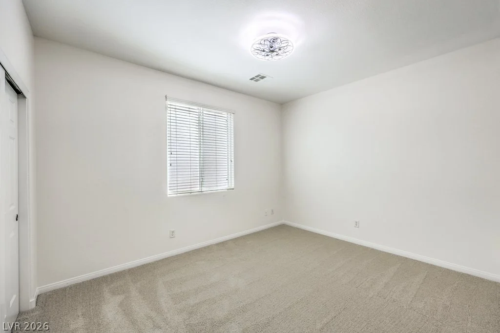 8229 San Mateo, North Las Vegas, NV 89085
