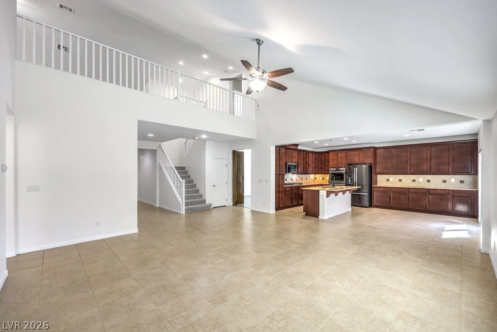 8229 San Mateo, North Las Vegas, NV 89085