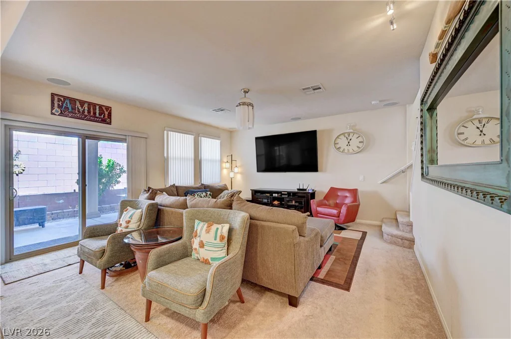9882 Bangalore, Las Vegas, NV 89148