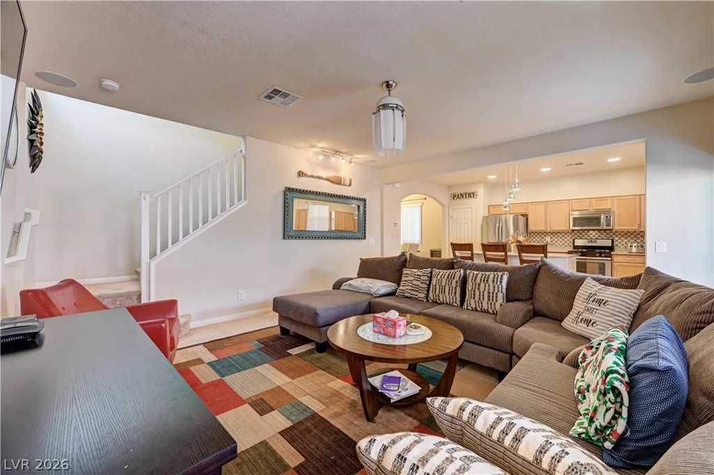 9882 Bangalore, Las Vegas, NV 89148