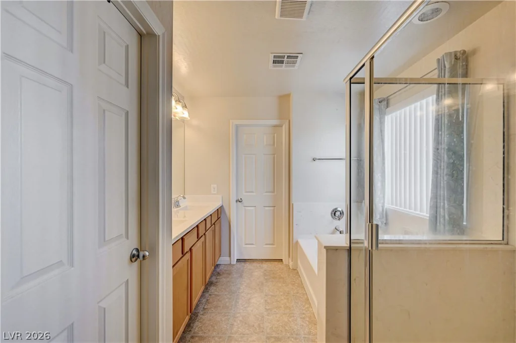 9882 Bangalore, Las Vegas, NV 89148