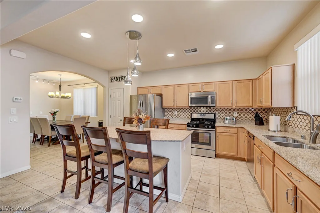9882 Bangalore, Las Vegas, NV 89148