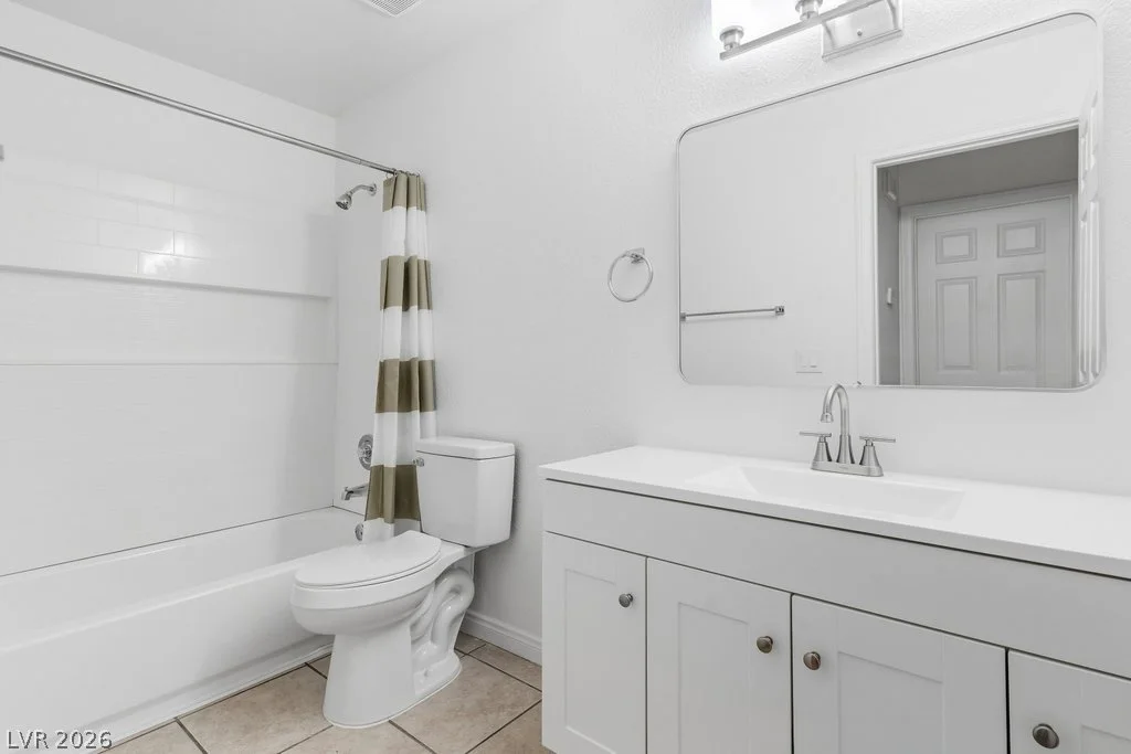 833 Hedge, Las Vegas, NV 89110