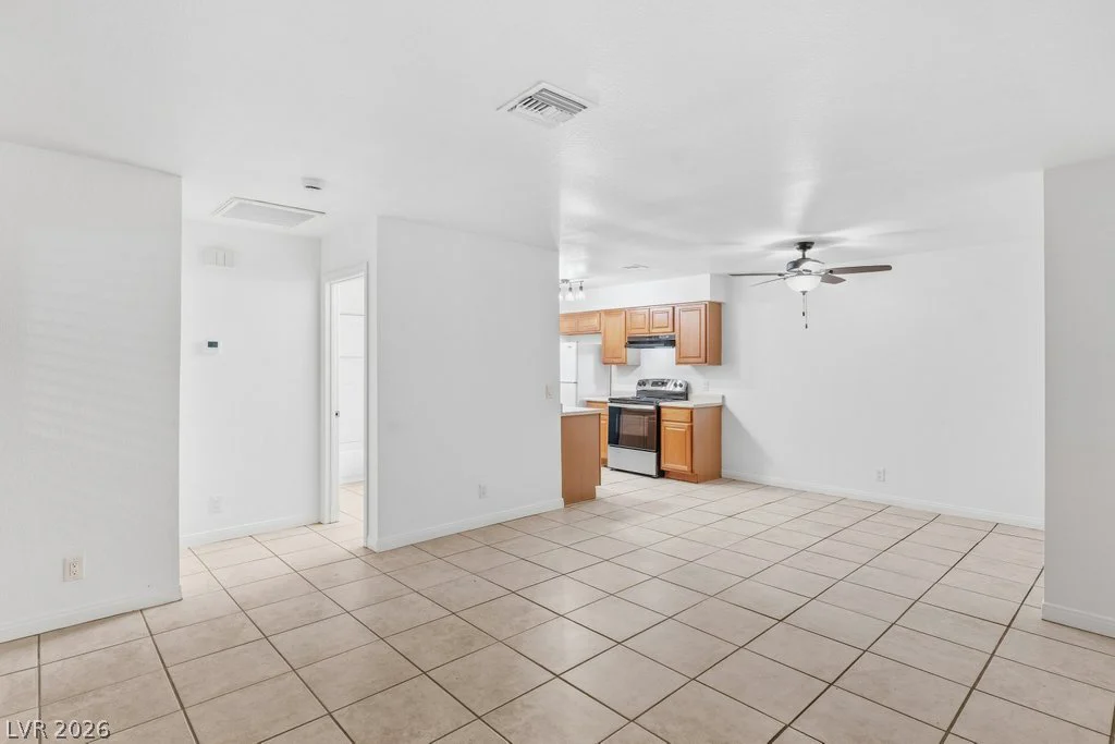 833 Hedge, Las Vegas, NV 89110