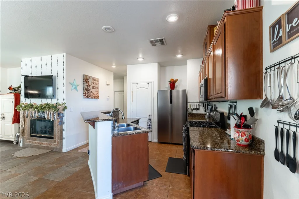 1189 Grove Park, Henderson, NV 89002