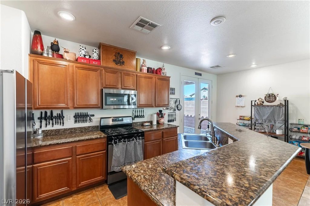 1189 Grove Park, Henderson, NV 89002