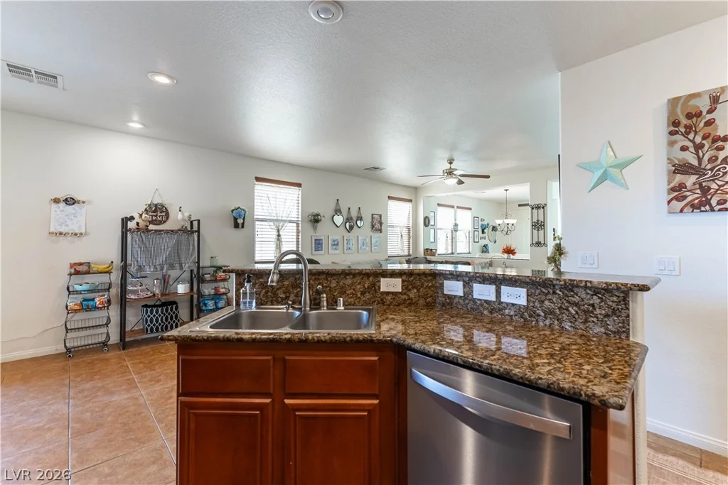 1189 Grove Park, Henderson, NV 89002