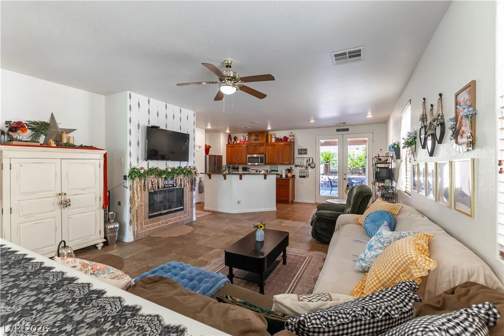 1189 Grove Park, Henderson, NV 89002