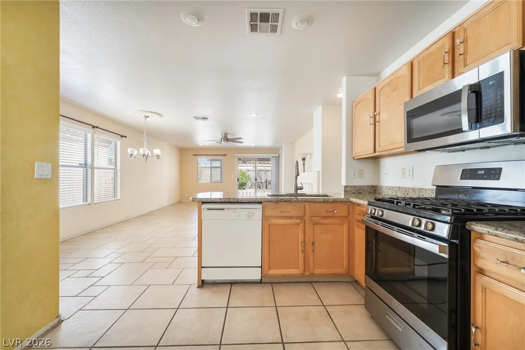 769 Salt Flats, Henderson, NV 89011