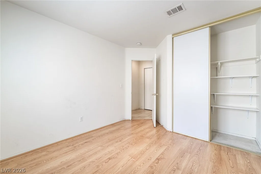 769 Salt Flats, Henderson, NV 89011