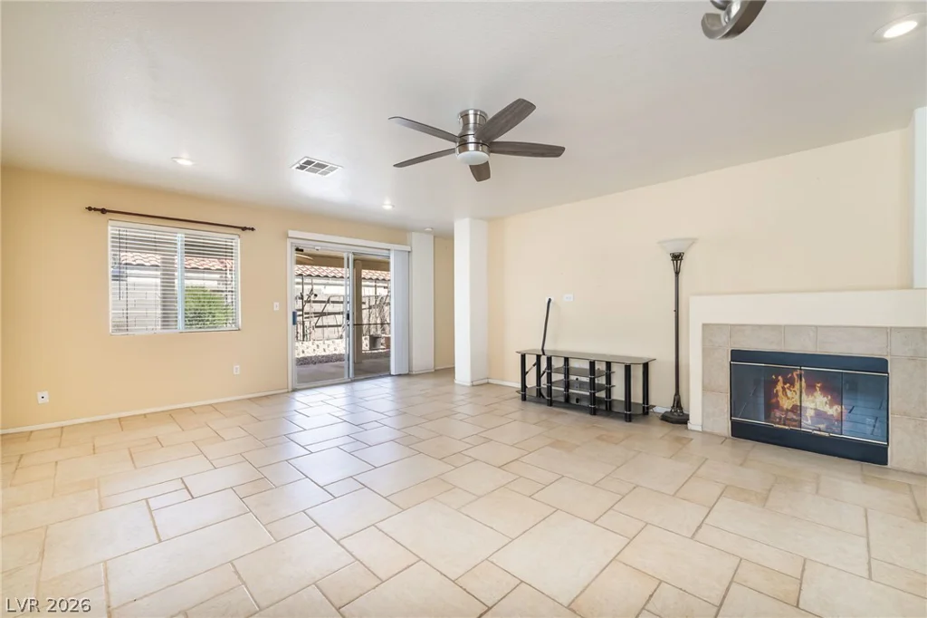 769 Salt Flats, Henderson, NV 89011