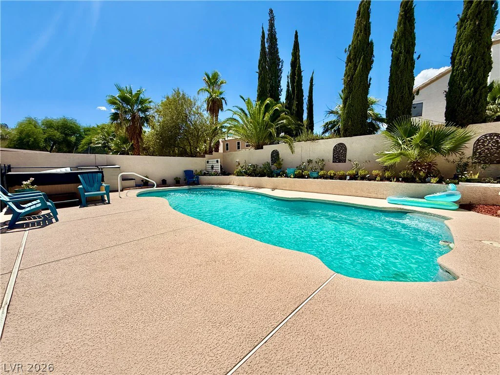 2305 Loggerhead, Las Vegas, NV 89117