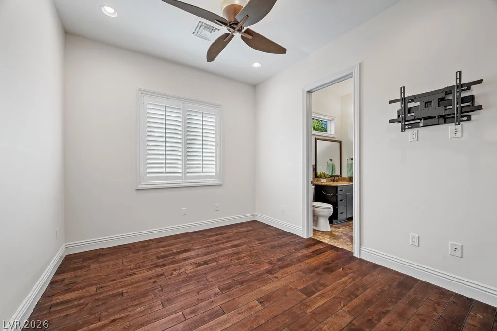 8035 Palm Cove, Las Vegas, NV 89129