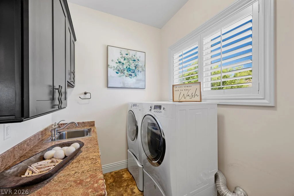 8035 Palm Cove, Las Vegas, NV 89129
