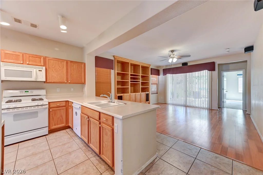 5131 Opal Crest, Las Vegas, NV 89131