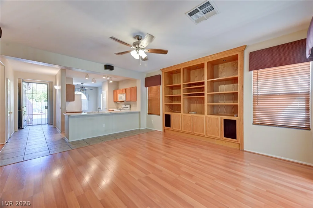 5131 Opal Crest, Las Vegas, NV 89131