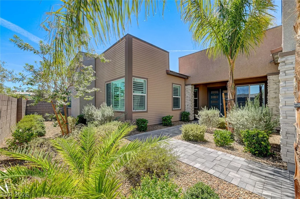 2689 Pioneer Estates, Las Vegas, NV 89117