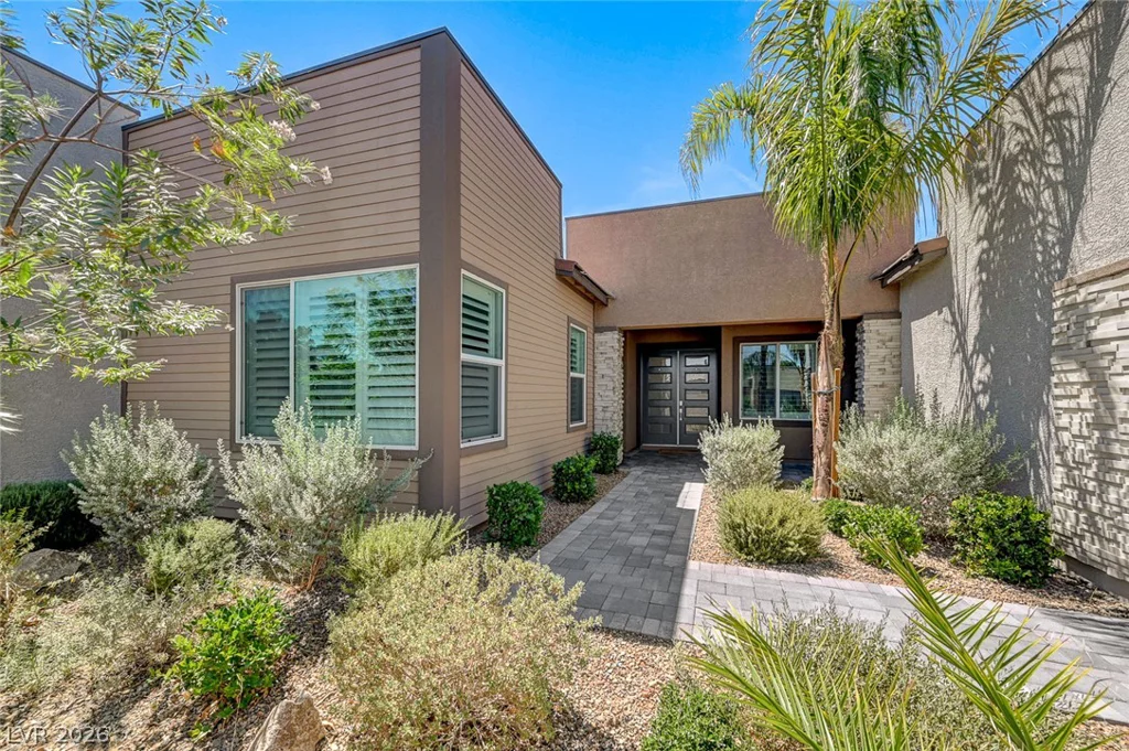 2689 Pioneer Estates, Las Vegas, NV 89117