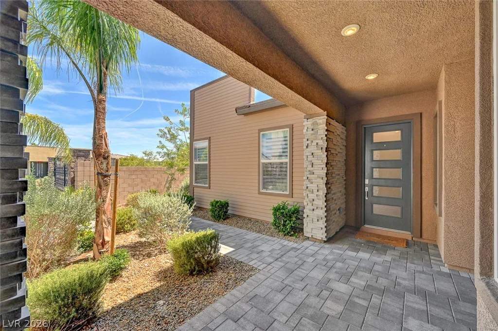 2689 Pioneer Estates, Las Vegas, NV 89117