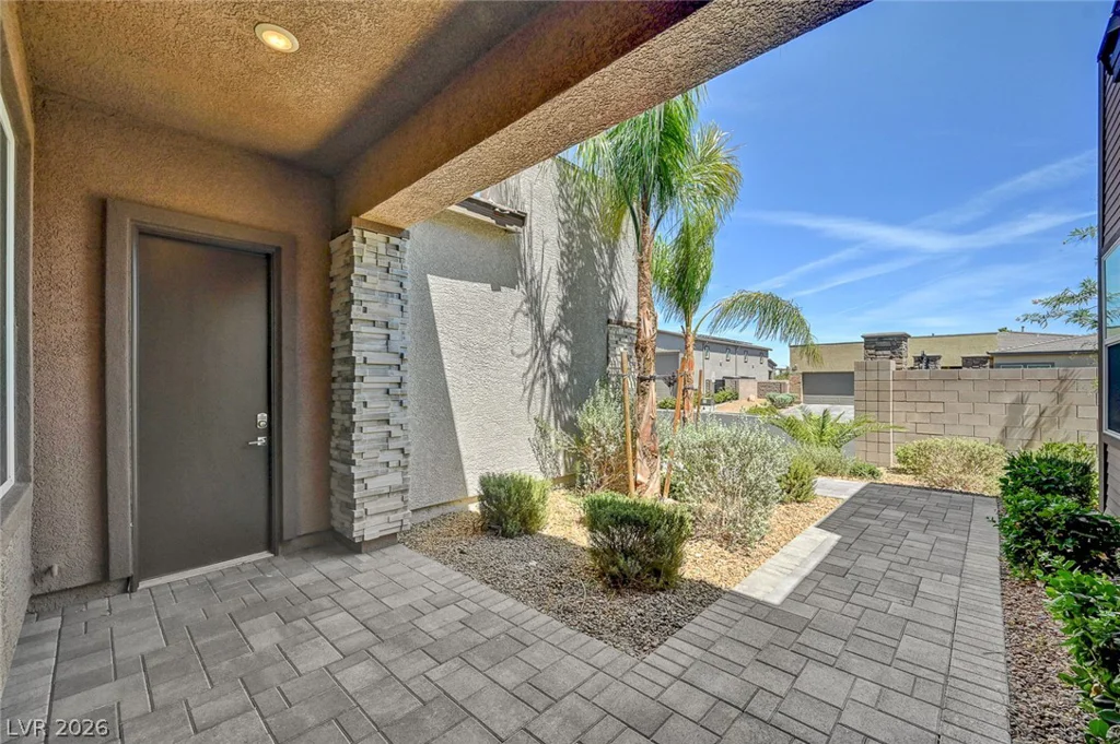 2689 Pioneer Estates, Las Vegas, NV 89117