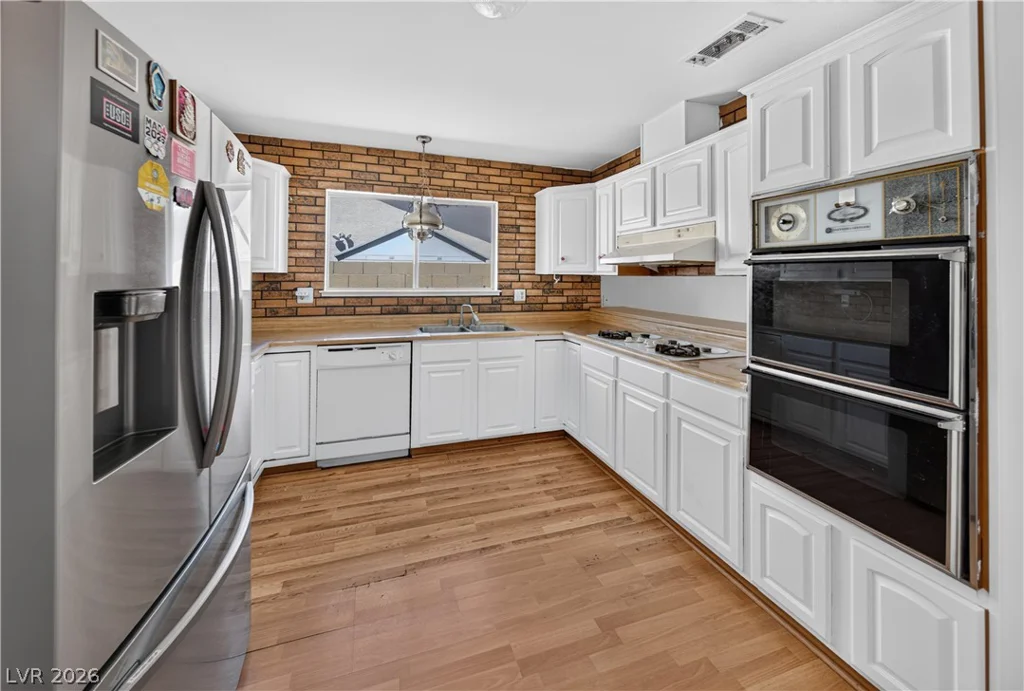 137 Sam Jonas, Las Vegas, NV 89145