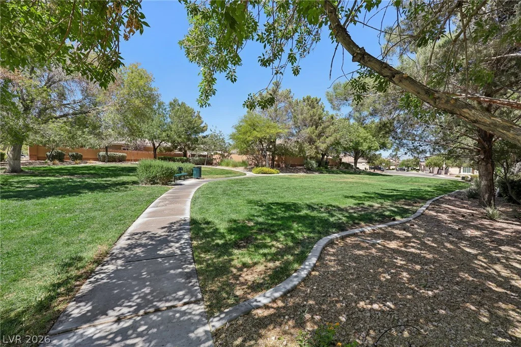 10669 Oak Crest, Las Vegas, NV 89144