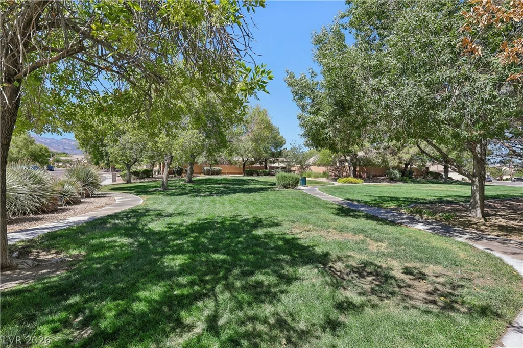 10669 Oak Crest, Las Vegas, NV 89144