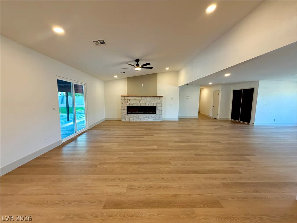 2755 Torrey Pines, Las Vegas, NV 89146