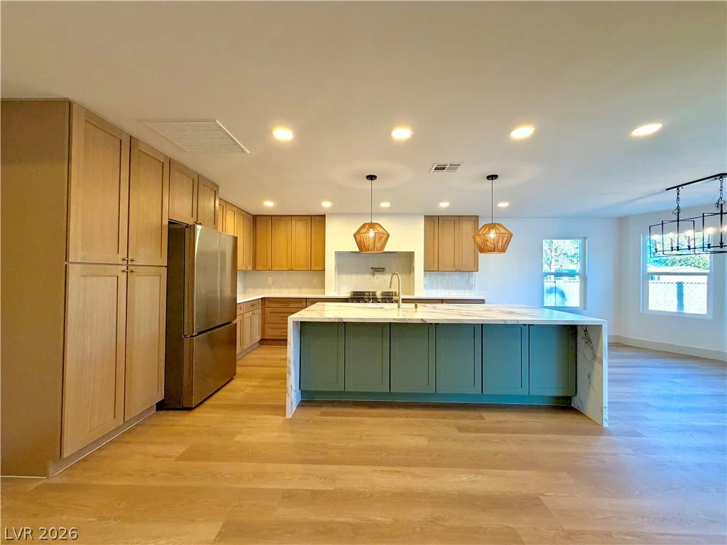 2755 Torrey Pines, Las Vegas, NV 89146