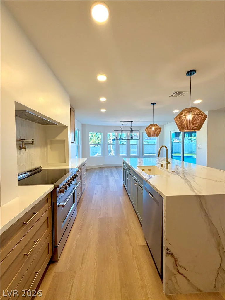 2755 Torrey Pines, Las Vegas, NV 89146