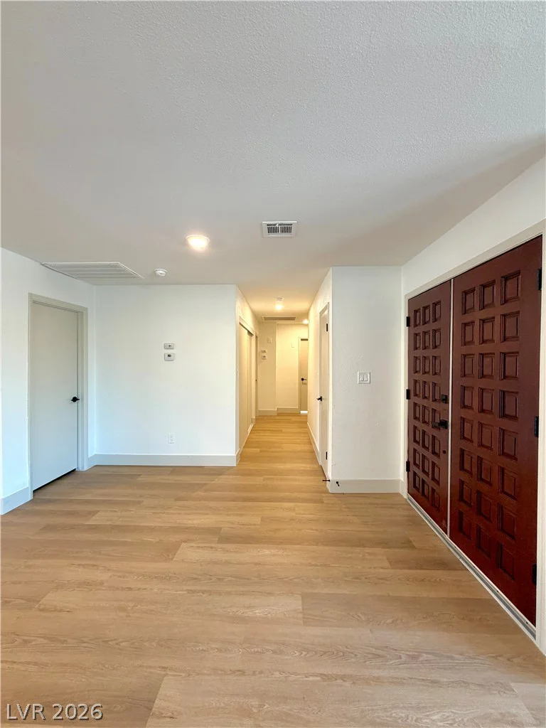 2755 Torrey Pines, Las Vegas, NV 89146