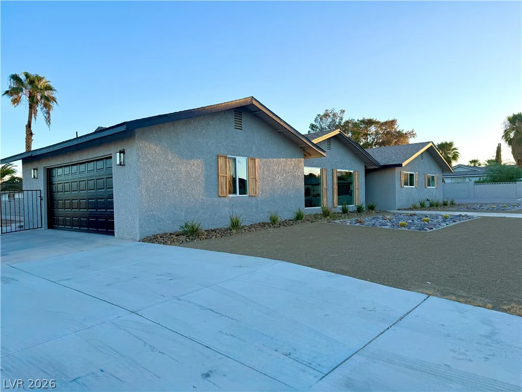 2755 Torrey Pines, Las Vegas, NV 89146