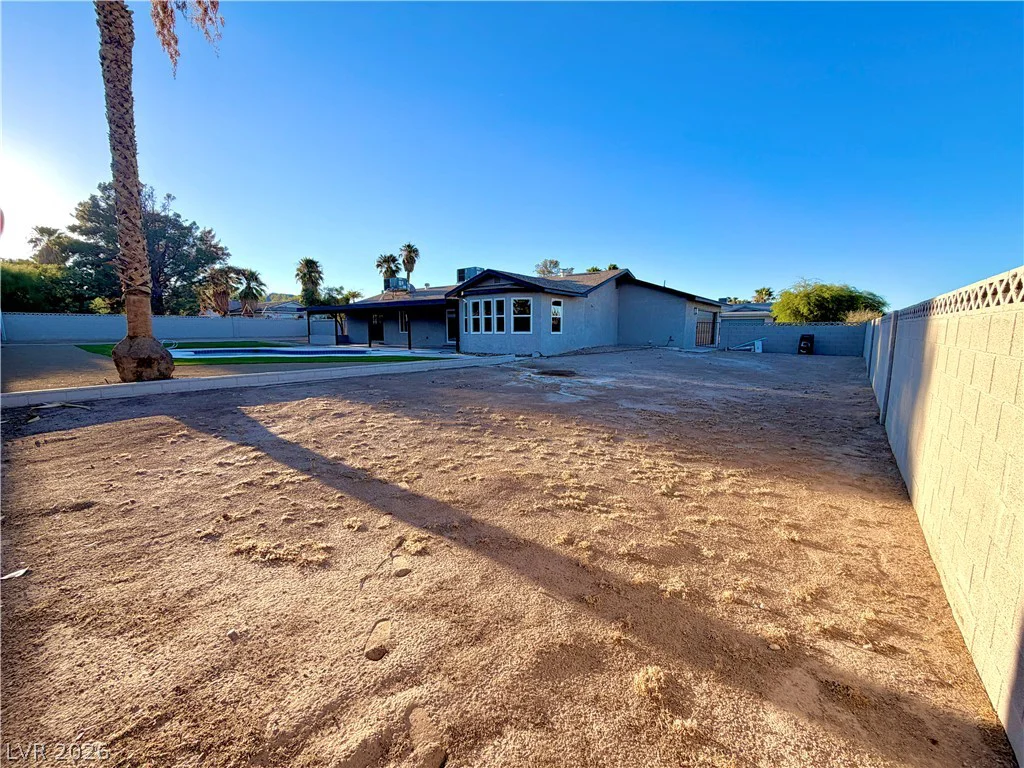 2755 Torrey Pines, Las Vegas, NV 89146
