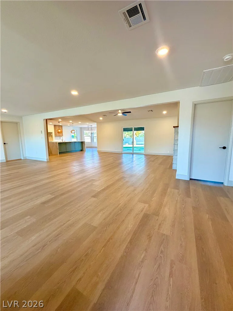 2755 Torrey Pines, Las Vegas, NV 89146