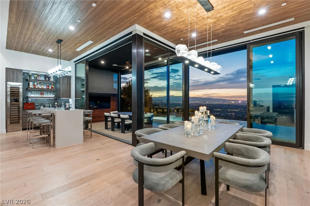 651 Overlook Rim, Henderson, NV 89012