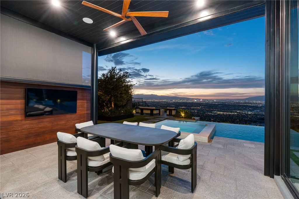 651 Overlook Rim, Henderson, NV 89012