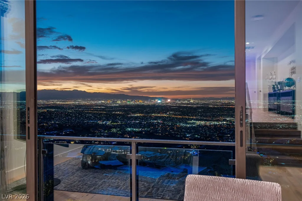 651 Overlook Rim, Henderson, NV 89012