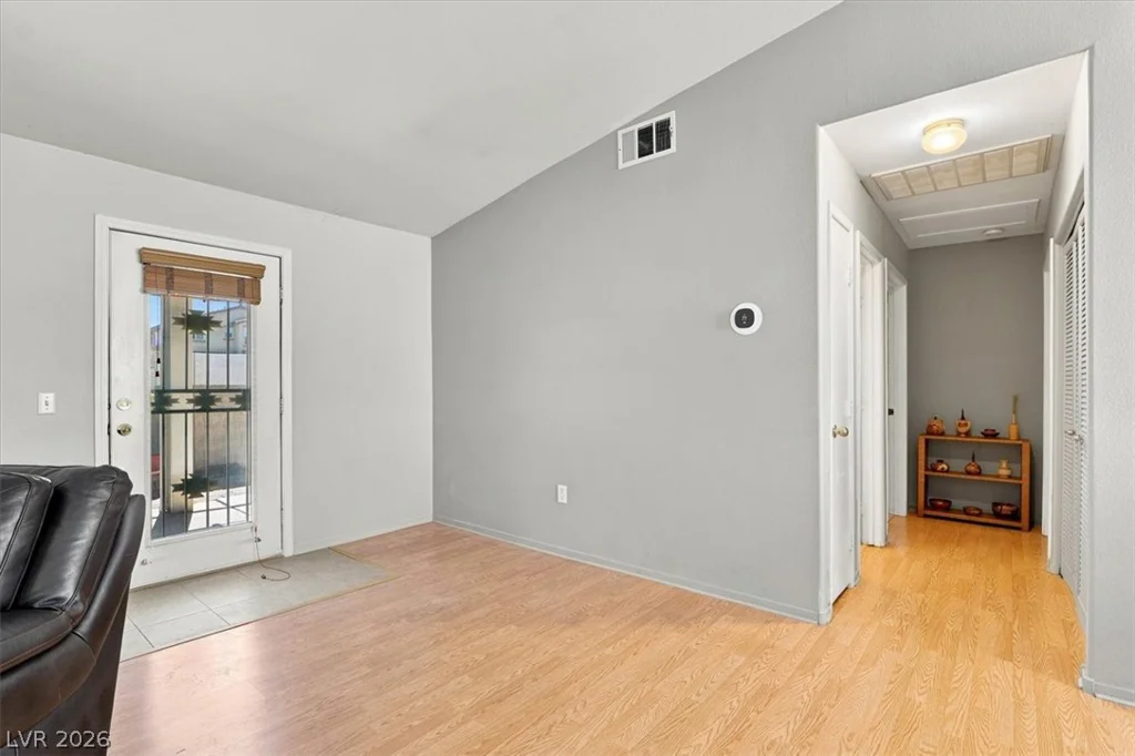 5293 Mineral Lake, Las Vegas, NV 89122