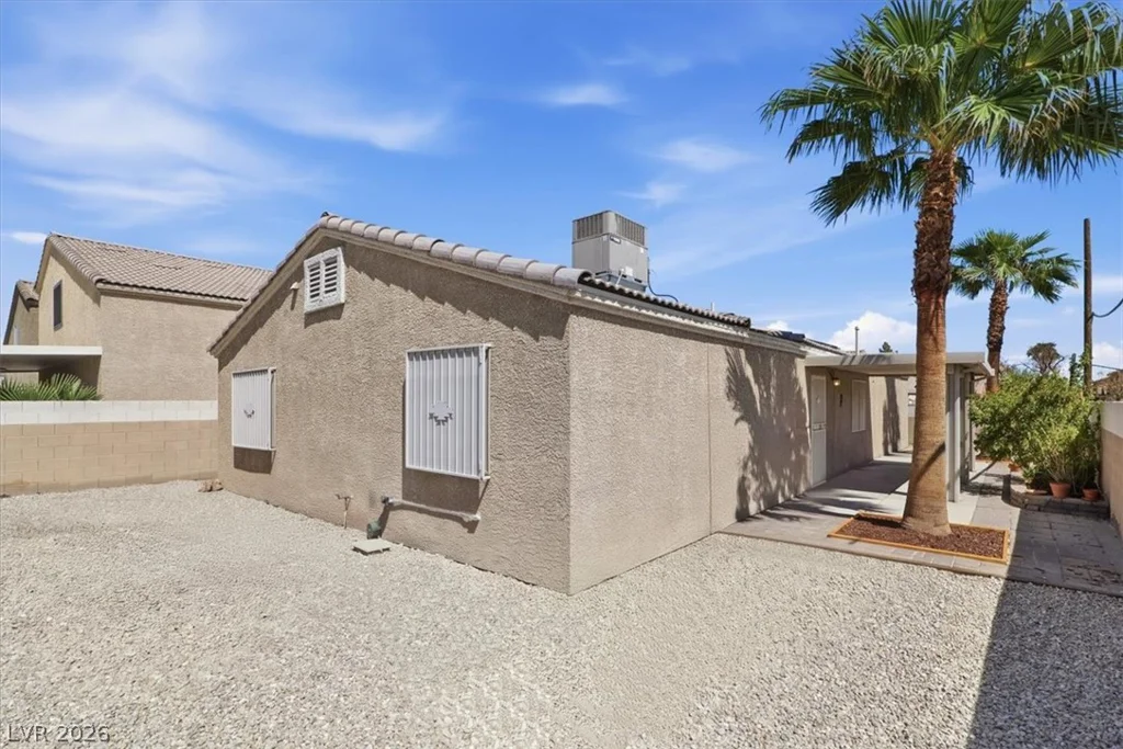 5293 Mineral Lake, Las Vegas, NV 89122