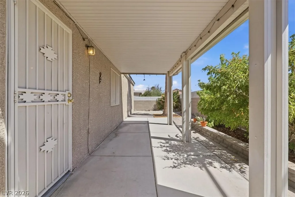5293 Mineral Lake, Las Vegas, NV 89122