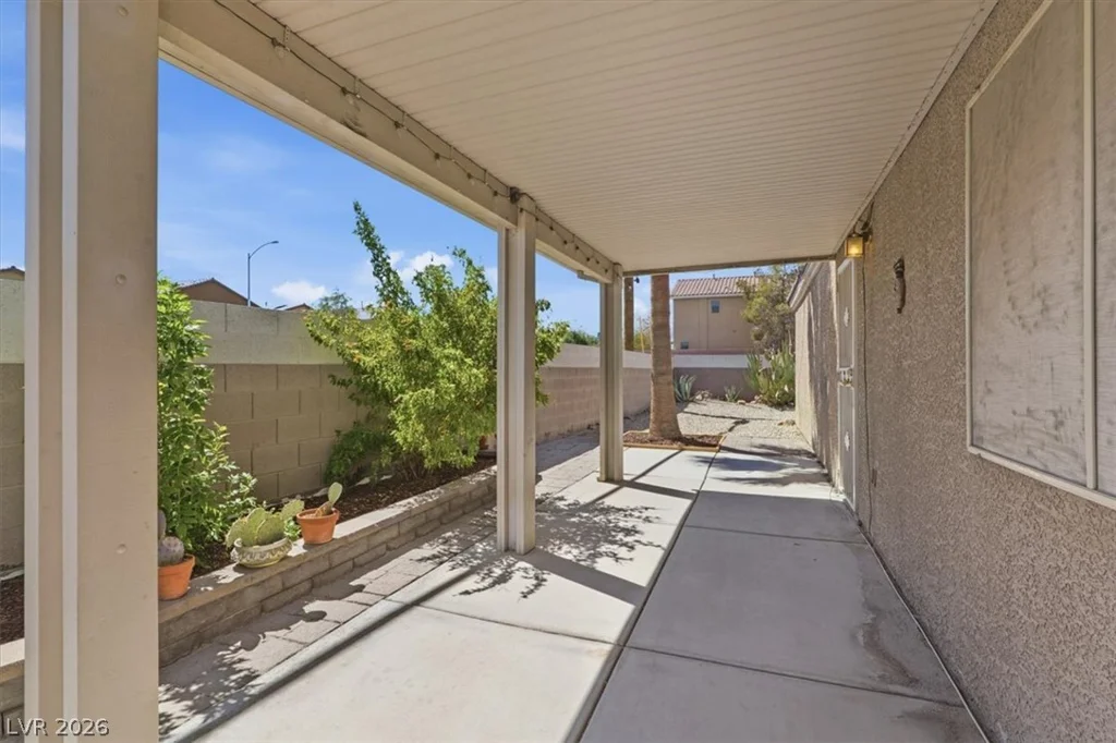 5293 Mineral Lake, Las Vegas, NV 89122