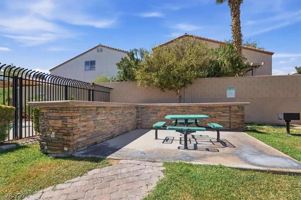 5293 Mineral Lake, Las Vegas, NV 89122