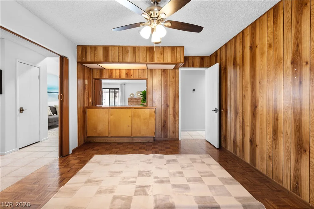 1929 Rockledge, Las Vegas, NV 89119