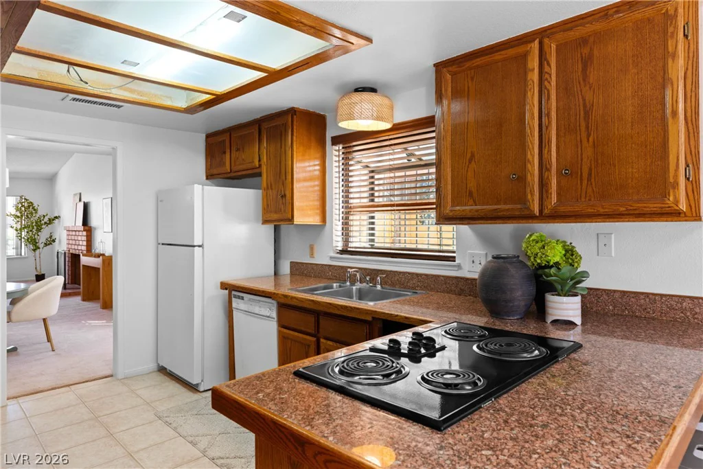 1929 Rockledge, Las Vegas, NV 89119