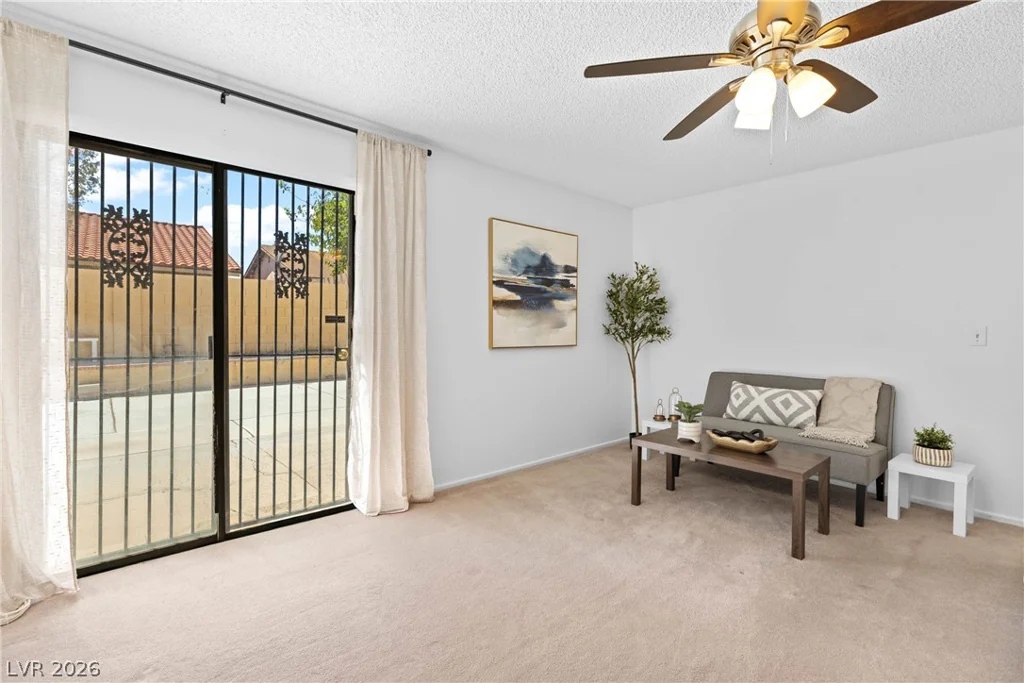 1929 Rockledge, Las Vegas, NV 89119
