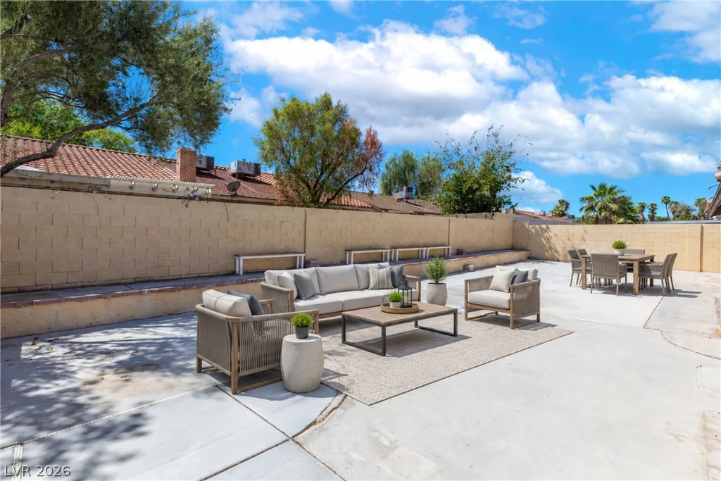 1929 Rockledge, Las Vegas, NV 89119