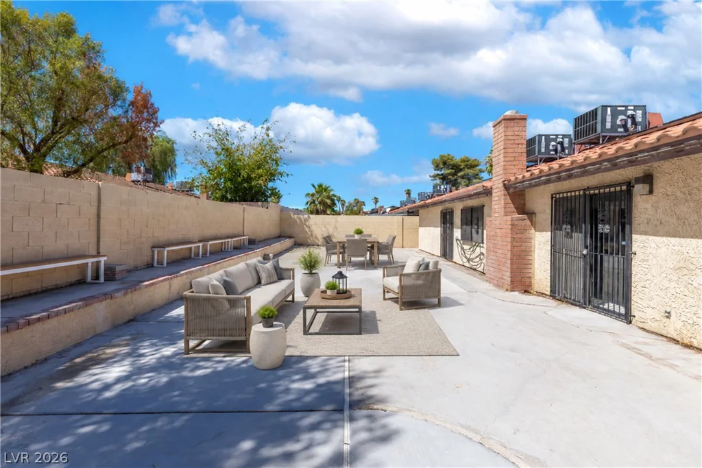 1929 Rockledge, Las Vegas, NV 89119